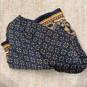 NWT Max Studio Top M